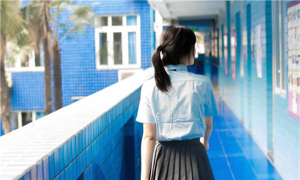 云县如何找到一个可以帮助我生孩子的女人？
